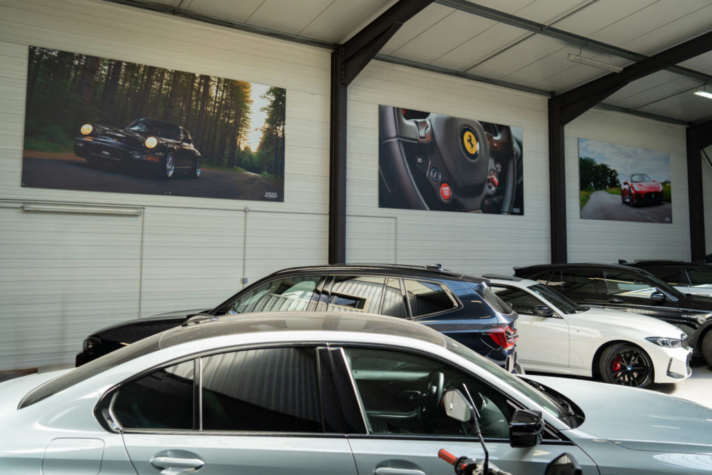 Agence Marsan {Décoration murale / VBA Automobiles}